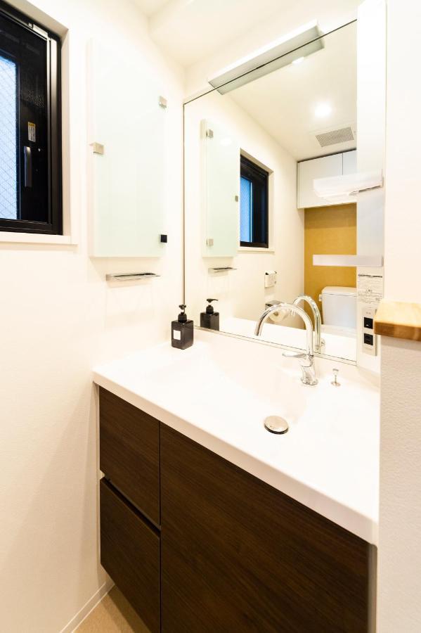 Give Araiyakushi Apartment Токио Екстериор снимка